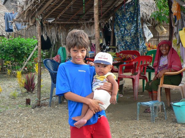 122- Bastien et Jesus a Mamitupu 